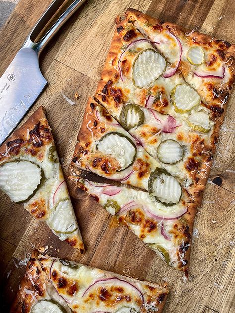 Pickle Flatbread, Dill Pickle Pizza With Ranch Sauce, Pickle Ranch Pizza, Dill Pickle Flatbread, Garlic Ranch Pickle Pizza, Dill Pickle Flatbread Pizza, Dill Pickle Cheesy Breadsticks, Flatbread Pizza Crust, Pickle Pizza Recipe