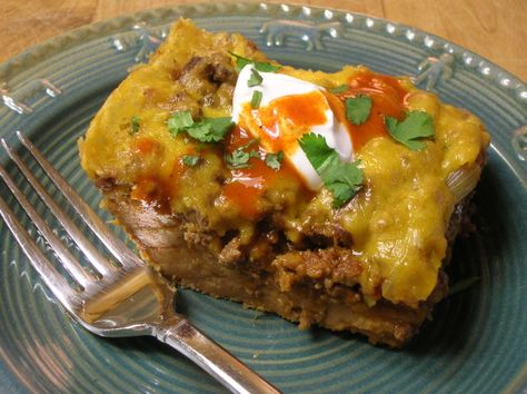 Quick Easy and Cheap. My family loves it. I serve it with a salad. Crockpot Drumsticks, Burrito Bake Recipe, Cornbread Taco Bake, Burrito Bake, Cornbread Taco, Mexican Dip Recipes, Hamburger Recipe, Burrito Casserole, Bake Easy