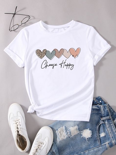 Women Tshirt Design, Fabric Paint Shirt, Paint Shirts, Trendy Shirt Designs, Heart Letter, T Shirt Painting, Geometric Heart, Shirt Design Inspiration, Husband Shirts