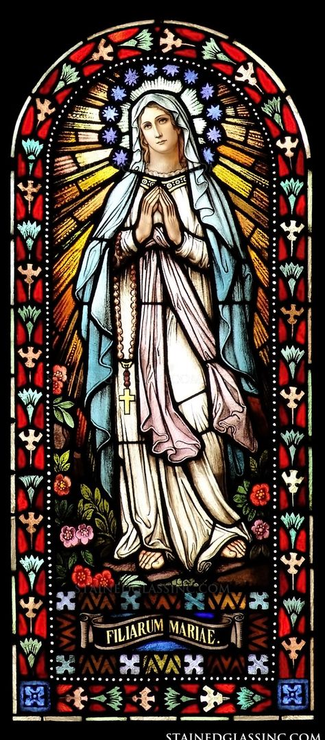 "The Madonna" Religious Stained Glass Window #StainedGlassChurch Catholic Church Stained Glass, Stained Glass Tattoo, Stained Glass Windows Church, Hanging Stained Glass, New Snap, Glass Art Design, Stained Glass Church, زجاج ملون, Stained Glass Angel