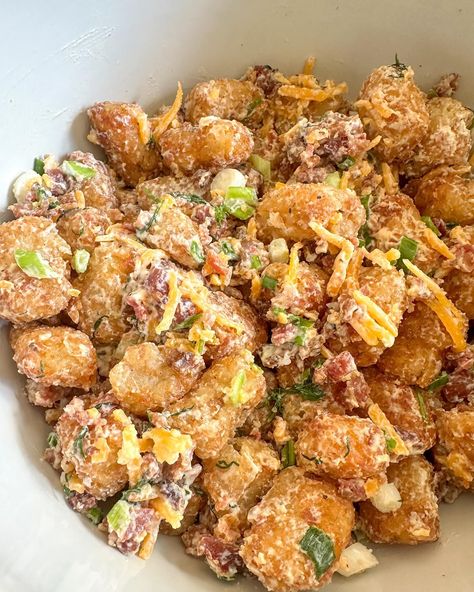 CRISPY TATER TOT LOADED BAKED POTATO SALAD. Save to make for the 4th of July and follow for more family meal ideas! 🇺🇸🥔🥓🧀 Recipe is at TheTastefulTribe.com (link in my bio) and on my IG page recipe reels! Enjoy! #4thofjulyfood #potatosalad #tatertots #familymeals Family Meal Ideas, Loaded Baked Potato Salad, Baked Potato Salad, Loaded Baked Potato, Family Meal, Tater Tot, Meal Ideas, Baked Potato, Family Meals