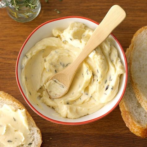 Tarragon Butter, Thyme Butter, Tarragon Recipes, Basil Butter, Cranberry Butter, Compound Butter Recipe, Honey Butter Recipe, Cinnamon Honey Butter, Spiced Butter