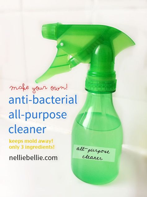 DIY antibacterial-all-purpose-cleaner with only 3 easy to find ingredients! All Purpose Cleaner, Cleaner Recipes, Disinfectant Spray, Diy Sprays, Kitchen Cleaner, Homemade Cleaning Products, Natural Cleaners, Diy Cleaners, Cleaning Recipes