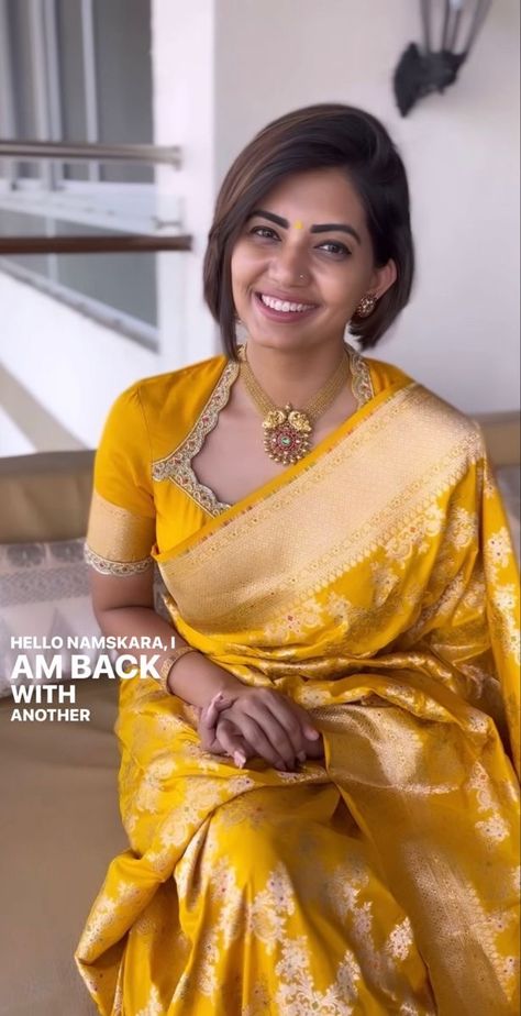 Yellow Saree Jewellery Ideas, Blouse Designs For Benarasi Saree, Blouse Patterns For Banarasi Saree, Blouse Design For Kanjeevaram Saree, Simple Banarasi Blouse Designs, Simple Blouse Designs For Banarasi Saree, Blouse Designs With Banarasi Saree, Blouse Ideas For Banarasi Saree, Kanjeevaram Saree Blouse Designs