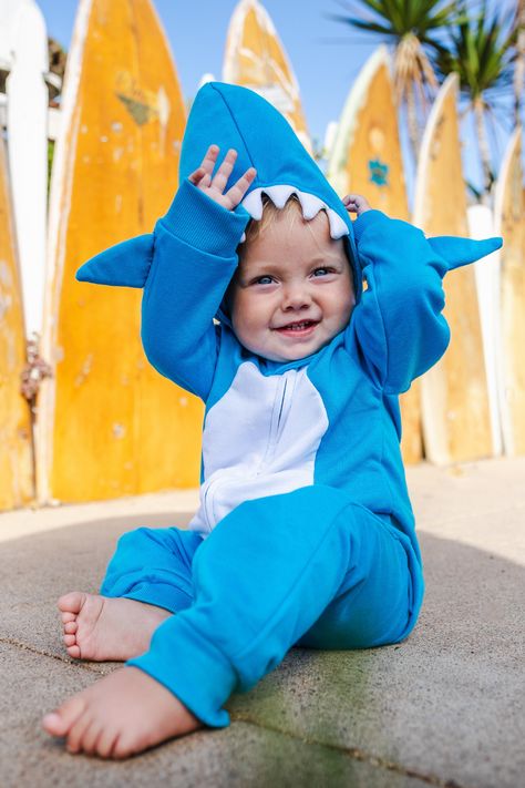 This adorable infant Shark Playsuit with Hoodie will keep your little one warm and comfortable while they play. #halloween_costumes_that_are_cool #kids #halloween #shark_jumpsuit Toddler Shark Costume, Pinata Costume, Baby Shark Costume, Fall Birthday Outfit, Shark Baby Costume, Toddler Halloween Outfits, Home Halloween Costumes, Shark Costume, Vocal Cords