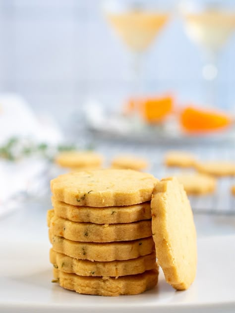 Orange Shortbread Cookies with Thyme - OMG! Yummy Thyme Shortbread Cookies, Orange Cardamom Shortbread Cookies, Thyme Cookies, Orange Shortbread Cookies, Orange Shortbread, Hot Cup Of Tea, Orange Clove, Baking Recipes Cookies, Holiday Cocktail