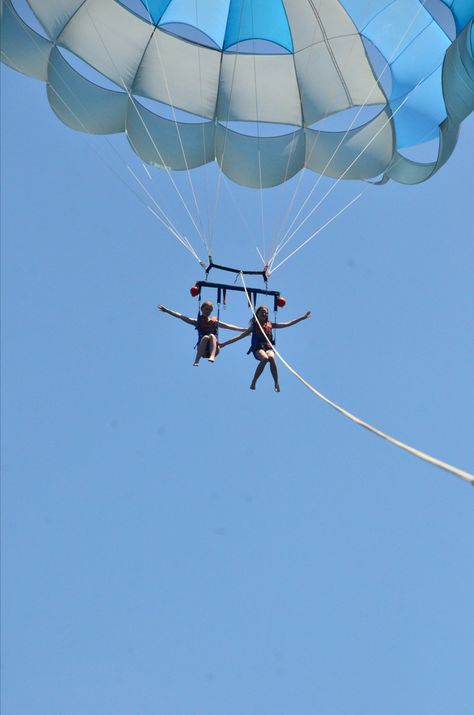 Para sailing in Greece Mali Core, Para Sailing, Greece Sailing, Dream Lifestyle, Sailing, Bucket List, Umbrella, Greece, Lifestyle