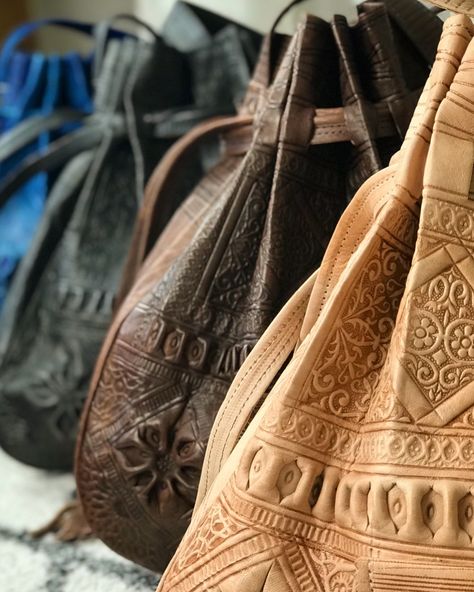 Embossed Moroccan leather shoulder bag Potli Bag, Tooled Leather Purse, Moroccan Lanterns, Moroccan Leather, Potli Bags, Stylish Handbags, Moroccan Design, Tool Bag, Tooled Leather