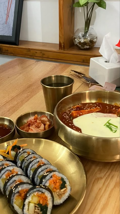 Korean Restaurant in Lazimpat, Kathmandu Snacks Aesthetic Korean, Aesthetic Korean Food Pictures, South Korea Foods, Korean Cooking Aesthetic, Korean Food Instagram, Korean Food Pictures, Korean Meal Aesthetic, Korean Aesthetic Food, Korean Dinner Party