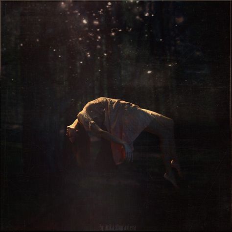 Brooke Shaden, Levitation Photography, Creation Photo, Psy Art, Experimental Photography, Magic Aesthetic, Anton, In The Dark, Photography Inspiration