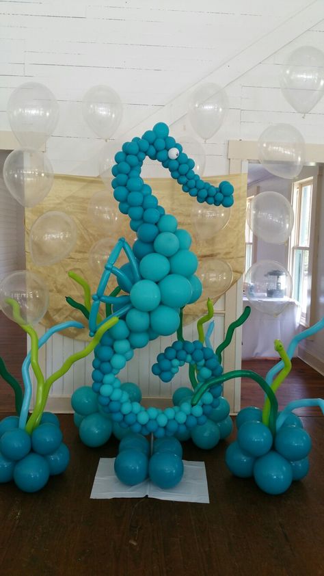 Seahorse Balloon, Scuba Vbs, Under The Sea Decorations, Deco Ballon, Ocean Birthday Party, Mermaid Theme Birthday Party, Ocean Theme Party, Ocean Birthday, Sea Baby Shower