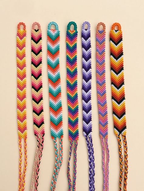 Chevron Friendship Bracelets Colors, Chevron Bracelet Color Ideas, Chevron Pattern Bracelet, Chevron Friendship Bracelet, Chevron Friendship Bracelets, Diy Bracelets With String, String Bracelet Patterns, Friendship Bracelet Patterns Easy, Cute Friendship Bracelets