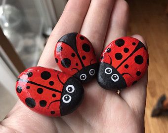 Ladybug/Bumblebee portable Tic-Tac-Toe game | Etsy Ladybug Painted Rocks, Bee Rocks, Northern Lights Art, Fairy Garden Gifts, Bug Gifts, Ladybug Rocks, Ladybug Art, Painted Rocks Diy, Rock Painting Patterns