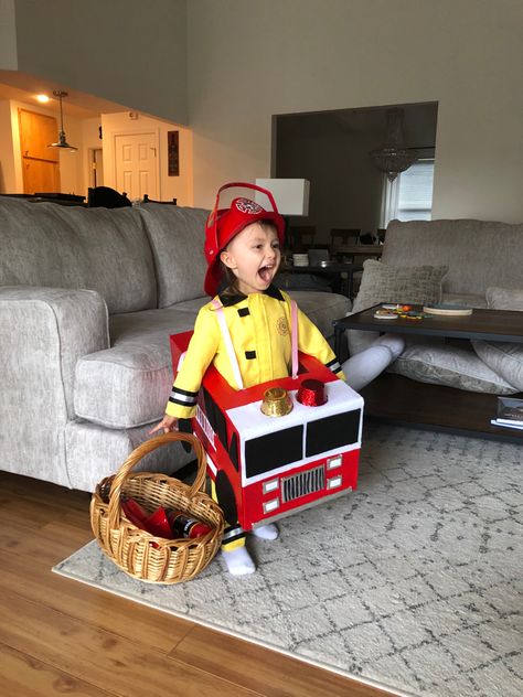 Firetruck Costume, Fire Truck Costume, Children Halloween Costumes, Truck Costume, Firefighter Halloween, Costume Ideas Halloween, Halloween Costumes Ideas, Hallowen Costume, Costumes Ideas