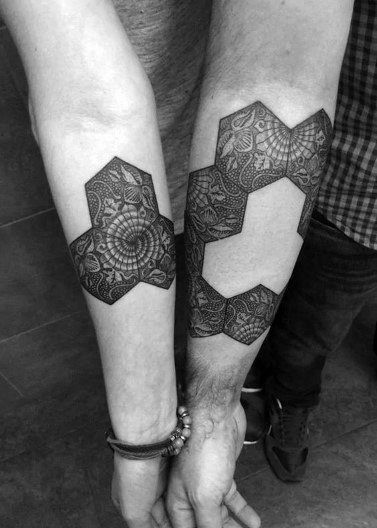 Top 100 Best Matching Couple Tattoos - Connected Design Ideas Best Couple Tattoos, Couple Tattoos Unique, Couples Tattoo Designs, Shape Tattoo, Pieces Tattoo, Tattoos Geometric, Matching Couple Tattoos, Space Tattoo, Different Tattoos