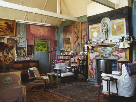 If you're hooked on the BBC's Bloomsbury Group drama, Life in Squares, you'll love the interiors of Charleston Farmhouse http://www.homesandantiques.com/feature/interiors/inspiration/see-inside-charleston-farmhouse Artist Homes, Claude Monet Giverny, Charleston House, Duncan Grant, Faye Toogood, Vanessa Bell, Bloomsbury Group, Peggy Guggenheim, Most Famous Artists