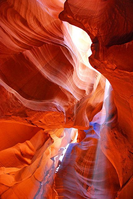 Esmod Paris, Lower Antelope Canyon Arizona, Antelope Canyon Wallpaper, Kayak Antelope Canyon, Antelope Canyon Arizona, Lower Antelope Canyon Photography, Magic Places, Orange Aesthetic, Shadow Hunters