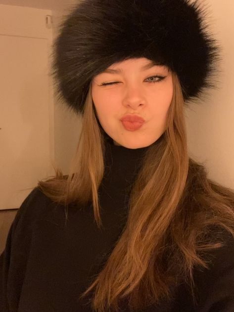 Russian Hat Outfit, Russian Fur Hat, Russian Winter Hat, Slavic Dolls, Snow Vacation, Scarf Aesthetic, Cossack Hat, Apres Ski Outfits, Black Monochrome