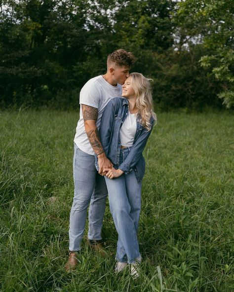 The cutest couples session on the farm!! These two got married almost a year ago and I was so stoked to get them out to the farm to take pictures 🥰 We had huge green fields to run in, yellow flowers still blooming, and a little creek to skip rocks in. It was such a fun evening! Couples Photo Shoot In Field, Creek Couples Photoshoot, Couple Outdoor Photoshoot Poses, Couple Lake Pictures, Farm Couple Pictures, Flower Farm Photoshoot, Outdoor Couple Poses, Couples Photoshoot Field, Creek Engagement Photos