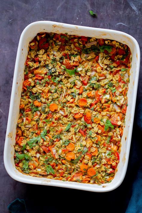 Savory Baked Oatmeal, Oats Meal Prep, Oats Meal, Oatmeal Casserole, Vegan Baked Oatmeal, Veggie Fritters, Savory Oatmeal, Plant Based Recipes Breakfast, Vegan Richa