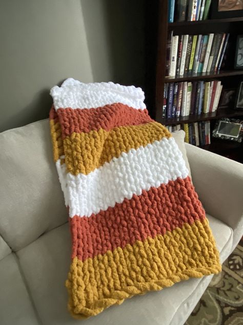 Fall Knitted Blankets, Halloween Chunky Knit Blanket, Fall Knit Blanket, Knit Blanket Color Schemes, Fall Chunky Knit Blanket, Christmas Chunky Knit Blanket, Chunky Blanket Pattern, Autumn Blanket, Hand Knitted Blanket