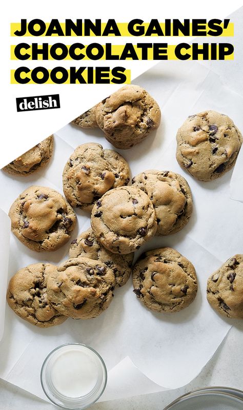 Joanna Gaines' chocolate chip cookies are possibly the fudgiest, thickest cookies we've had. Get the recipe at Delish.com. #cookie #chocolatechip #chocolate #delish #recipe #easyrecipe #dessert Joanna Gaines Chocolate Chip Cookies, Magnolia Recipes, Deserts Recipes, Dessert Bakery, Magnolia Table, Perfect Chocolate Chip Cookies, Chocolate Cookie Recipes, Chewy Chocolate Chip, Chewy Chocolate Chip Cookies