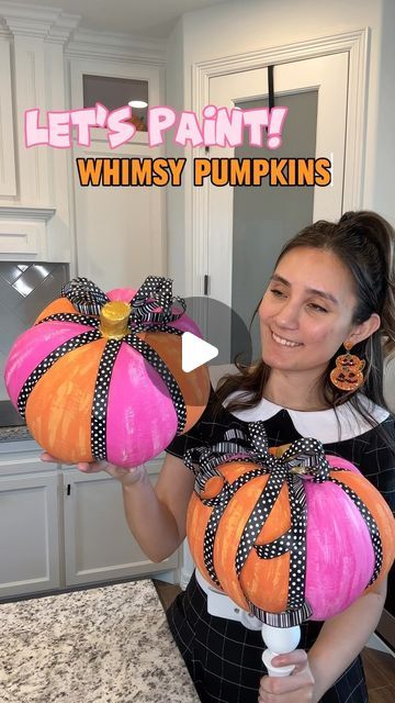 Emily McInnis (Waldo) on Instagram: "⬇️ SAVE this Halloween DIY if you love PINK 💖 in your spooky decor 👻 ⬇️ Today we are painting our own pumpkins—all you need is a paper mache pumpkin (mine is from Hobby Lobby), and your desired paint colors (in 2 different shades each!) 🎨 I added a bow at the end for a fun touch 🎀 💖 Let me know what colors you would pick for your pumpkins! (Keep in mind since this is paper mache—these are indoor pumpkins!) 💖 #halloweentutorial #halloweenideas #halloweendecorinspo #pinkhalloween #halloweenactivitiesforkids" Diy Pink Halloween Decor, Paper Mache Pumpkins, Halloween Tutorial, Ideas For Halloween, Halloween Activities For Kids, Pink Halloween, Spooky Decor, Cool Costumes, Cool Diy