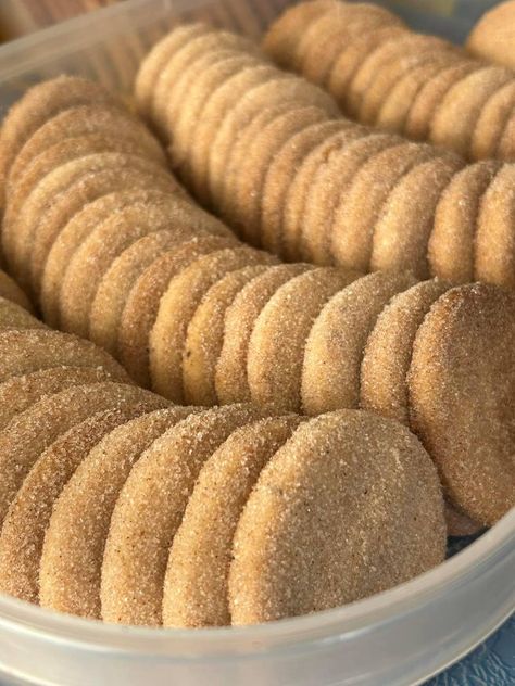 Mexican Cookies, Sweet White Wine, Anise Seed, Mexican Kitchens, Crispy Cookies, Easy Mexican, Sweet Wine, Mexican Dessert, Mexican Food Recipes Easy