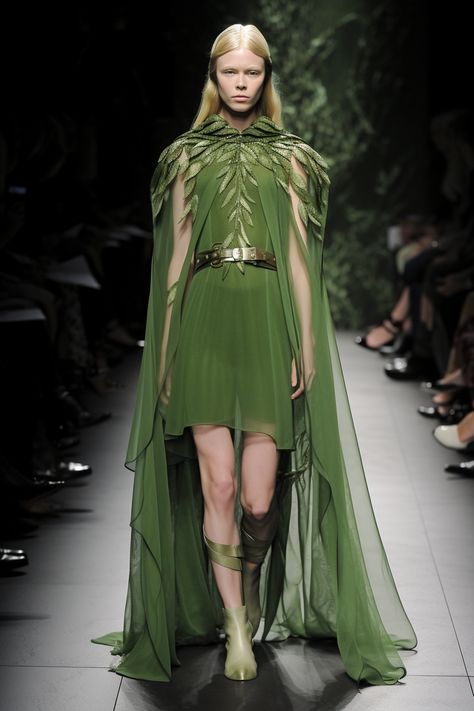 Fashion inspired by forest/wood elf Elf Fashion Aesthetic, High Elf Aesthetic, Forest Elf Costume, Elf Fashion, Elf Aesthetic, Forest Wood, Forest Elf, Elf Clothes, Wood Elf