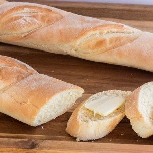 Best Bagels, French Baguette, Bagel Recipe, Sliced Baguette, Recipe Steps, Instant Yeast, Oven Racks, Bread Dough, How To Make Bread