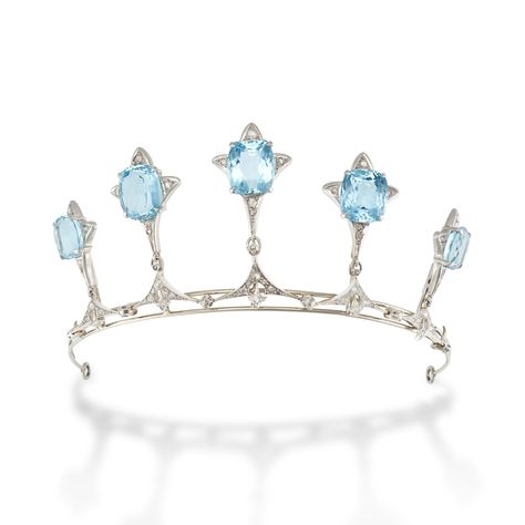 Aquamarine Tiara, Tiara Necklace, Vintage Tiara, Tiaras Jewellery, Dreamy Photography, Tiara Hairstyles, Diamond Tiara, Fine Jewelery, Unusual Jewelry