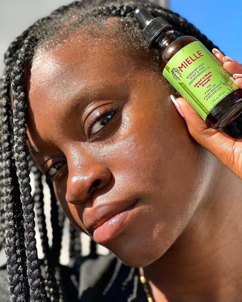 Hair Strengthening Oil, Mielle Organics, Mint Oil, Scalp Oil, Rosemary Mint, Natural Hair Tips, Hair Scalp, Hair Strengthening, Hair Tips