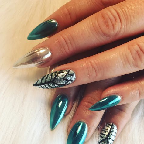 Turquoise Chrome Nails, Chrome Accent Nail, Nails With Green, Short Stiletto Nails, Stiletto Nails Short, Short Stiletto, Ocean Green, Accent Nail, Green Chrome