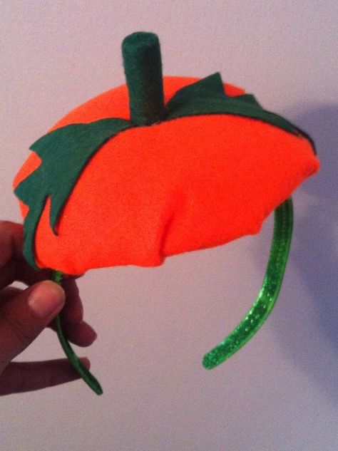 Diy Pumpkin Halloween Costume, Orange Costume Ideas, Diy Pumpkin Head, Diy Pumpkin Costume, Pumpkin Costume Kids, Orange Costume, Halloween Time At Disneyland, Halloween Pumpkin Head, Fruit Costumes