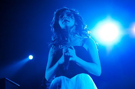 Flyleaf 6 | Flickr - Photo Sharing! Flyleaf Aesthetic, Flyleaf Band, Iv Aesthetic, Lacey Sturm, Scene Hairstyles, Band Aesthetic, Rock Princess, Modern Music, Loud Noises