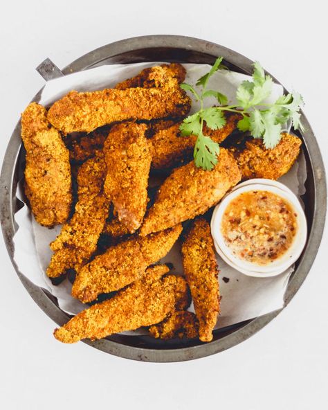 Almond Flour Chicken Fingers with Hot Honey Dipping Sauce · Almond Flour Chicken, Honey Dipping Sauce, Flour Chicken, Cooking With Turmeric, Natural Bug Spray, Honey Sauce, Healthy Baked, Family Friendly Dinners, Hot Honey