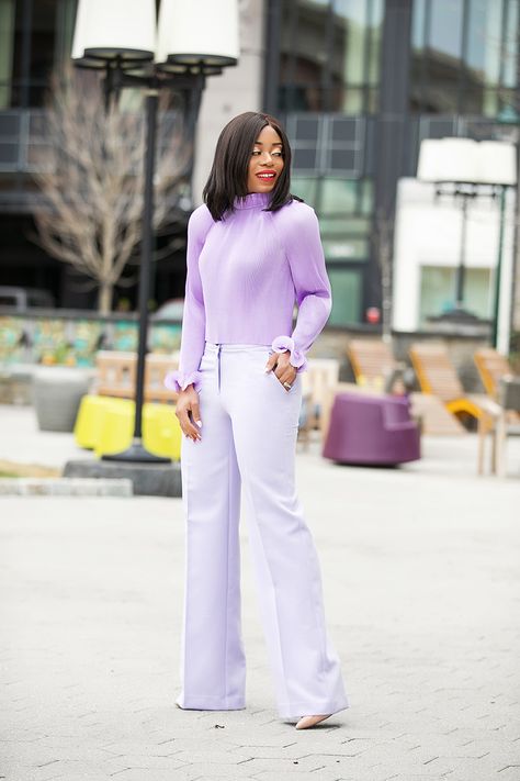 How To Style This Season's Color: Lavender Lavender Pants Outfit, Professional Outfits Black Women, Lavender Top Outfit, Outfits Black Women Casual, Work Outfits Black Women, Black Women Jeans, Work Outfit Black, Jeans Work Outfit, Black Women Streetwear