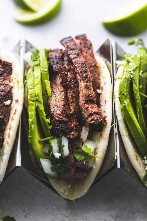 Flank Steak Tacos are perfect for those nights when you want a flavorful, protein-packed meal without a lot of fuss. Citrus flavors and garlic, plus a little heat and a little sweet all add up to a winning recipe! Best Flank Steak, Steak Taco, Steak Marinade Easy, Flank Steak Tacos, Tacos Easy, Beef Flank, Beef Flank Steak, Hanger Steak, Chicken Teriyaki Recipe