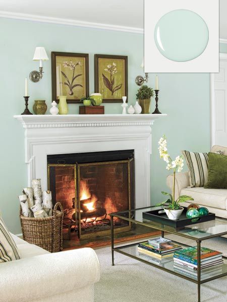 "With green, there are so many variations, it's easy to find one that works for you," says designer Genevieve Gorder, a color expert for Valspar. This soft green feels cool and refreshing. Crisp white trim plays up its airy character, while warm brown wood and metal accents help ground it and give it a sophisticated edge. The result is a fresh look that keeps this traditional living room from feeling dated.For a similar look, try: Pillow Mint, Valspar Mint Living Rooms, Basement Den, Brown Walls Living Room, Good Living Room Colors, Pretty Preppy, Preppy Party, Brown Living Room, Living Room Green, Living Room Remodel