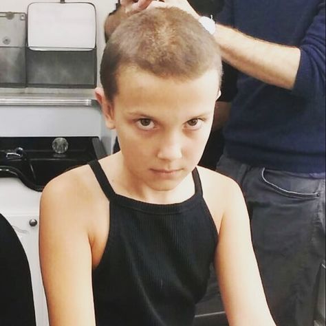 Stranger Things actors share set photos | EW.com Millie Bobby Brown 2015, Watch Stranger Things, Shave Her Head, Shave My Head, Bobby Brown Stranger Things, Stranger Things Actors, Adrien Y Marinette, Eleven Stranger Things, Brown Babies