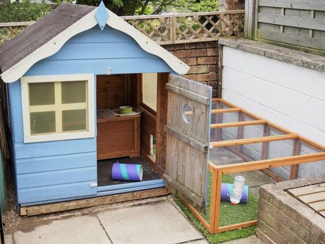 HOW WE TURNED OUR PLAYHOUSE INTO A RABBIT HUTCH Playhouse Rabbit Hutch, Guinea Pig Shed Ideas, Guinea Pig Cage Ideas Outdoor, Outdoor Rabbit Enclosure Diy, Rabbit Shed Ideas, Diy Rabbit Hutch Outdoor, Outdoor Rabbit Enclosure, Rabbit Hutch Ideas, Rabbit Enclosures