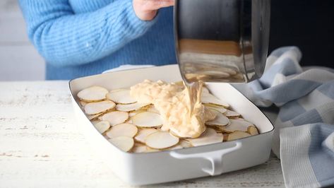 Cheesy Scalloped Potatoes: So creamy & good! My most favorite side dish. #potatoes #potatoesrecipes #potatoesinoven #potatoesaugratin #scallopedpotatoes #scallopedpotatoesandham #scallopedpotatoeseasy #scallopedpotatoeswithheavycream #scallopedpotatoescheesy #augratinpotatoes #augratinpotatorecipes #augratinpotatoeseasy #augratinpotatorecipeseasy #sidedishes #easterfoodideas #easterdinner #easterdinnerideas #easterdinnerrecipes #passoverrecipes #bakingamoment Keto Scalloped Potatoes, Au Gratin Potatoes Easy, Cheesy Scalloped Potatoes Recipe, Easy Scalloped Potatoes Recipe, Scalloped Potatoes Easy, Cheesy Scalloped Potatoes, Scalloped Potatoes Recipe, Au Gratin Potato Recipes, Ham Dinner