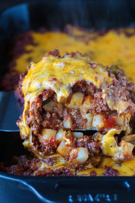 Sloppy Joe Potatoes, Sloppy Joe Potato Casserole, Sloppy Joe Potato, Loaded Potato Casserole, Easy Cocktail Recipes, Sloppy Joe Casserole, Potato Filling, Easy Beef Stew, Ground Beef And Potatoes