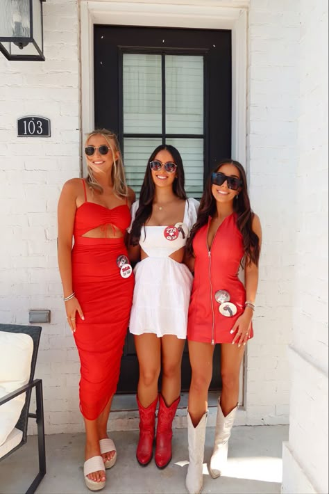 Nc State Game Day Outfit, Alabama Game Day Fits, Red Game Day Outfit Football, Ou Game Day Outfit, Uga Gameday Outfit Georgia, Bama Outfits, Georgia Game Day Outfit, Red Gameday Outfit, Gameday Outfit Alabama