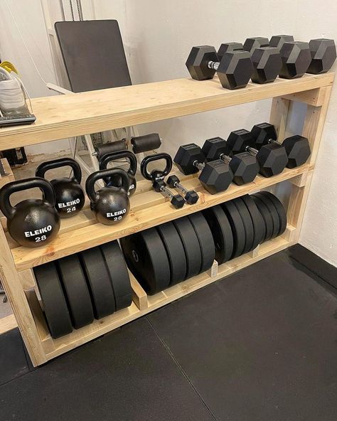 Diy Dumbbell, Home Gym Organization, Gym Basement, Home Gym Basement, Gym Organizer, Home Gym Storage, Garage Gym Ideas, Diy Gym Equipment, Gym Storage