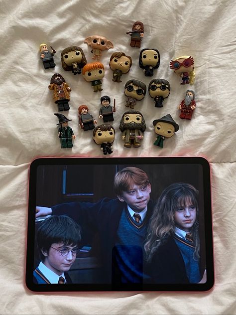 Watching Harry Potter Aesthetic, Harry Potter Things, Disney Funko Pop, Marvel Funko Pop, Star Wars Funko Pop, Best Funko Pop, Harry Potter Funko Pop, Harry Potter Girl, You Are My Moon