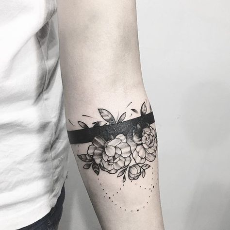 Wrist Tattoo Cover Up, Timeless Tattoo, Waist Tattoos, Forearm Band Tattoos, Band Tattoo Designs, Writing Tattoos, Drawing Tattoo, Arm Band Tattoo, Tattoo Bracelet