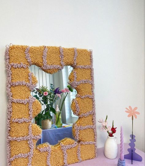 Mirror Aesthetic Decor, Fuzzy Mirror, Mirror Aesthetic, Funky Rugs, Ribbon Embroidery Tutorial, Diy Yarn Crafts, Punch Needle Patterns, Gift Box Design, Rug Inspiration