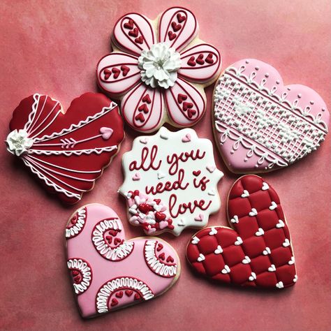 Love Decorated Cookies, Valentine’s Day Sugar Cookies Decorated, Valentine’s Day Sugar Cookies, Valentine Sugar Cookies Decorated, Valentine Cookies Royal Icing, Valentines Sugar Cookies Decorated, Valentines Day Cookies Decorated, Valentines Cookies Decorated Ideas, Vday Cookies