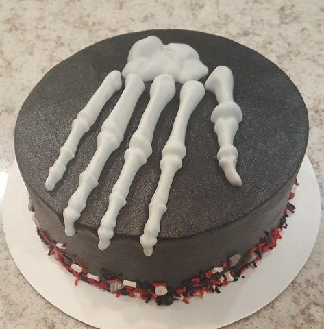 Skeleton Hand Cake Peace Sign Cakes, Bone Cake, Halloween Desserts, Skeleton Hand, Skeleton Hands, Fondant Cakes, X Ray, Custom Cakes, Cake Ideas